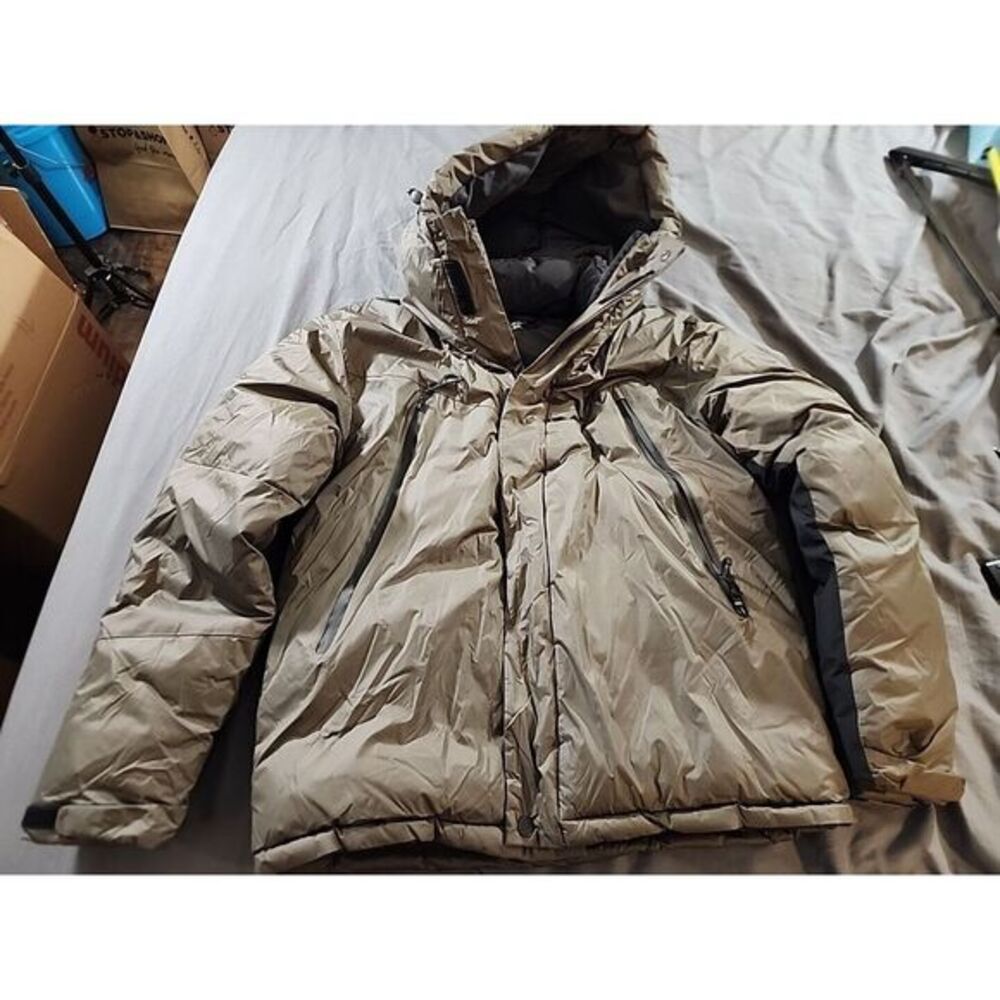 FSBN sz Med JACKET PUFFER PUFFA PARKA ZIP WINTER GREEN THICK WARM SPORTS Parka